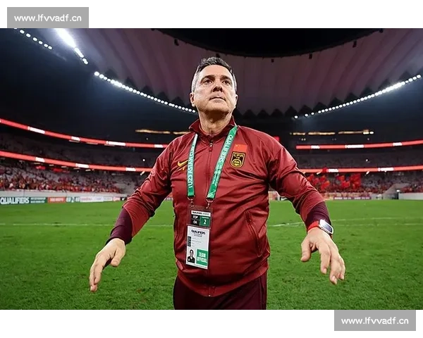 安东尼奥中场喊话：战北马里亚纳，下半场再冲 10 球！